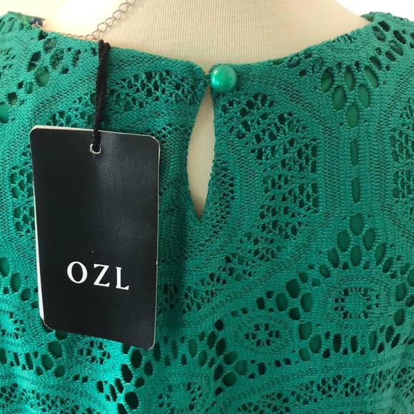Kelly green lace overlay shift dress - Picture 3 of 5